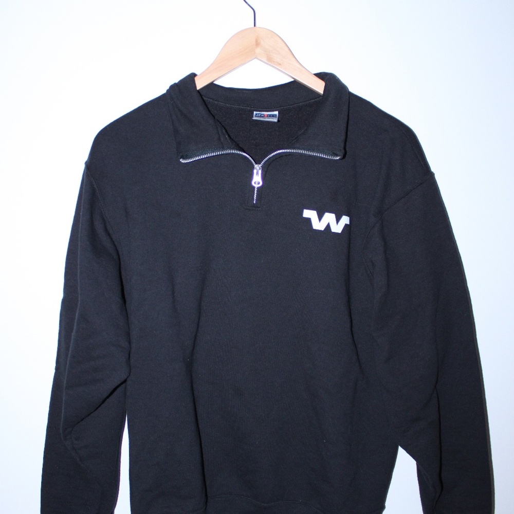 Quarter Zip Pullover